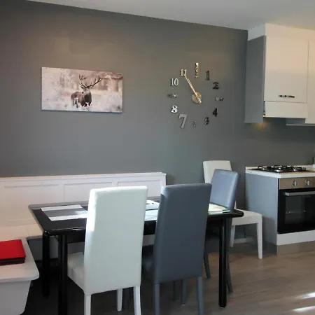Casa 4 Pioppi - Agenzia Dolomiti Affitti Apartment