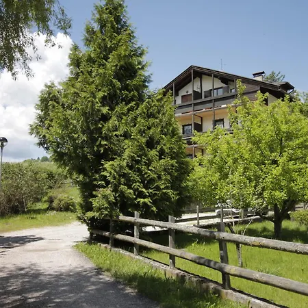 Casa 4 Pioppi - Agenzia Dolomiti Affitti Cavalese